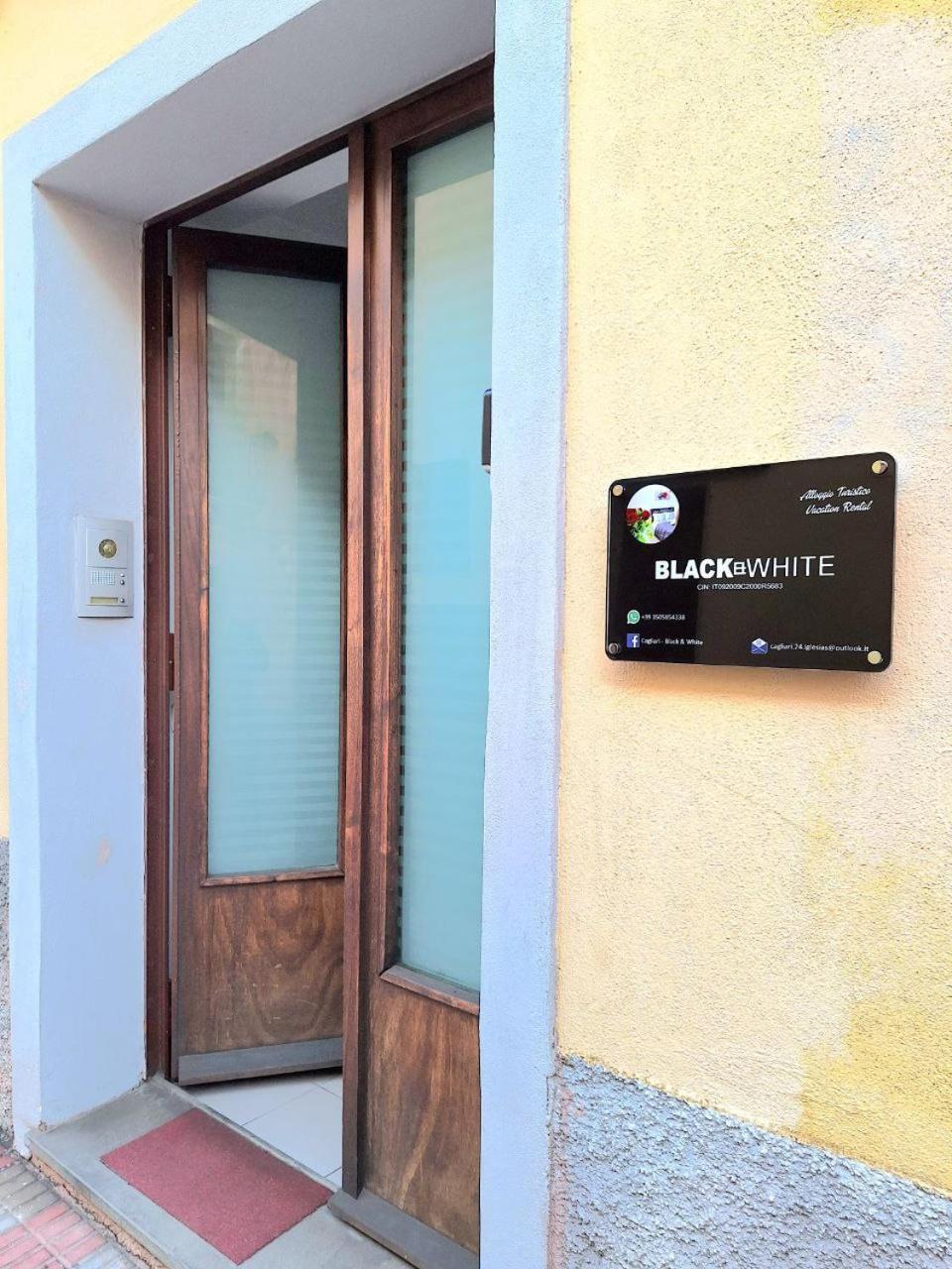 Black & White Cagliari Exterior photo
